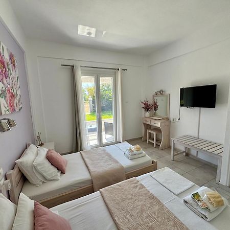 Sungate Villas Almiros Beach Exterior photo